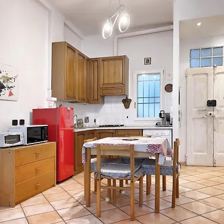 Apartment Ur Nest Mascarella *